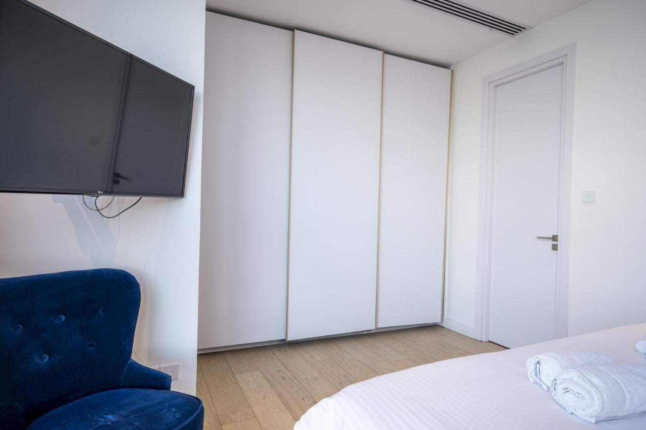 360 Nicosia - 1 Bedroom Luxurious Residence Exterior foto