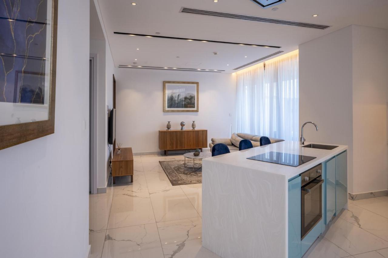 360 Nicosia - 1 Bedroom Luxurious Residence Exterior foto